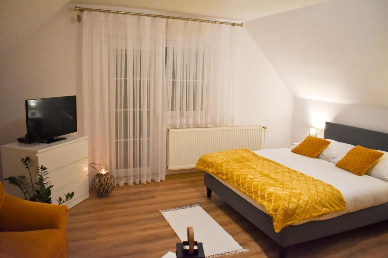 Privat Harencar Apartment สตารา เลชนา ภายนอก รูปภาพ