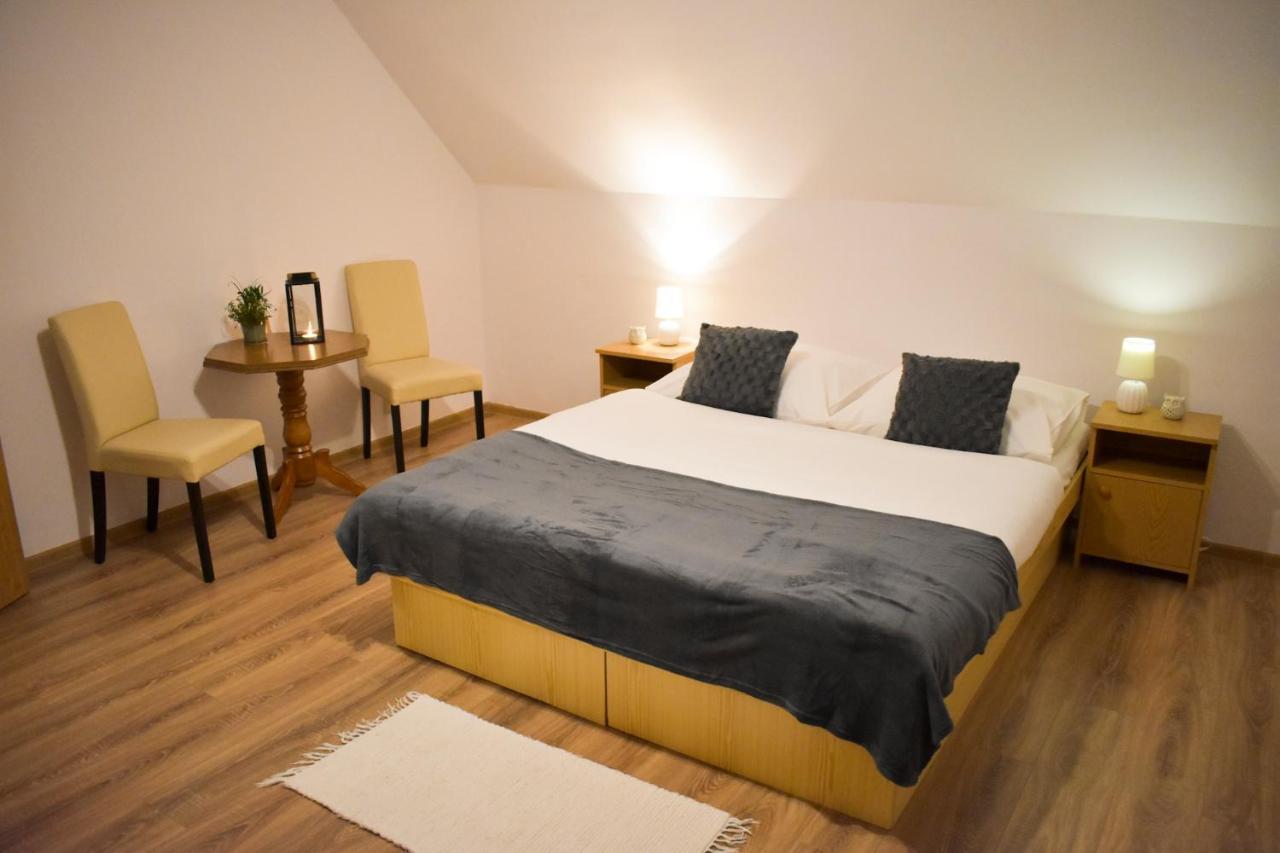 Privat Harencar Apartment สตารา เลชนา ภายนอก รูปภาพ