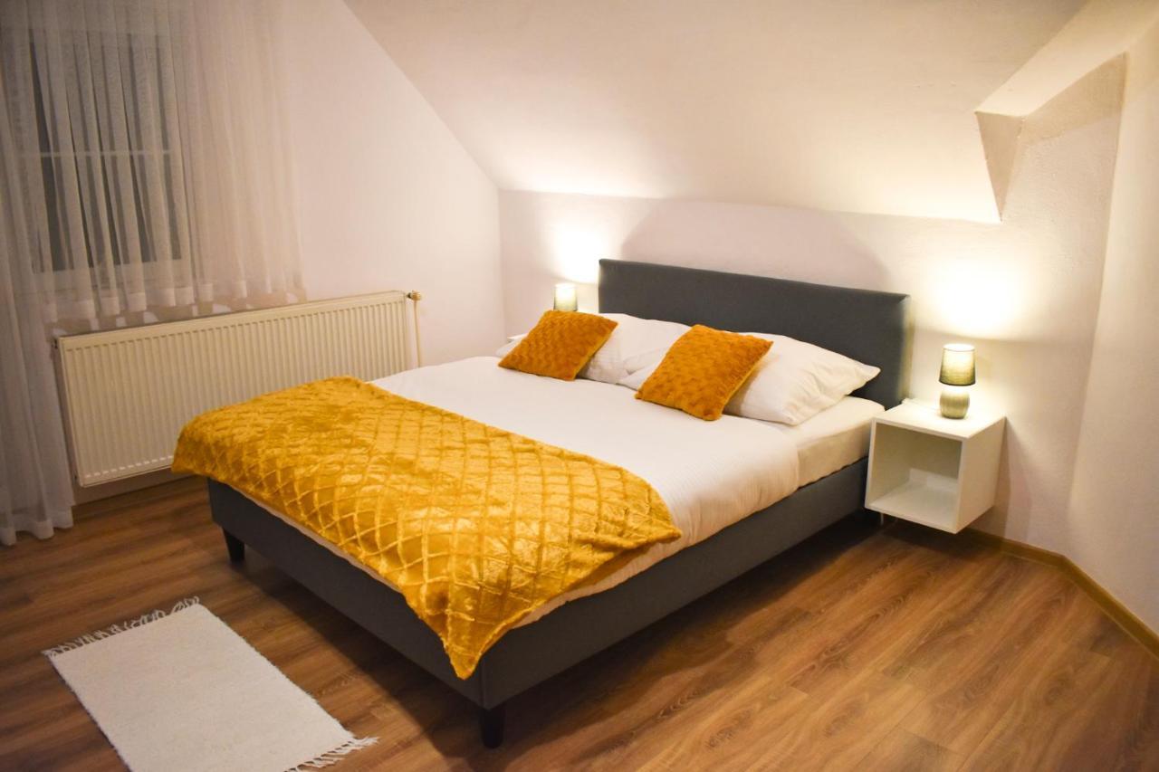 Privat Harencar Apartment สตารา เลชนา ภายนอก รูปภาพ